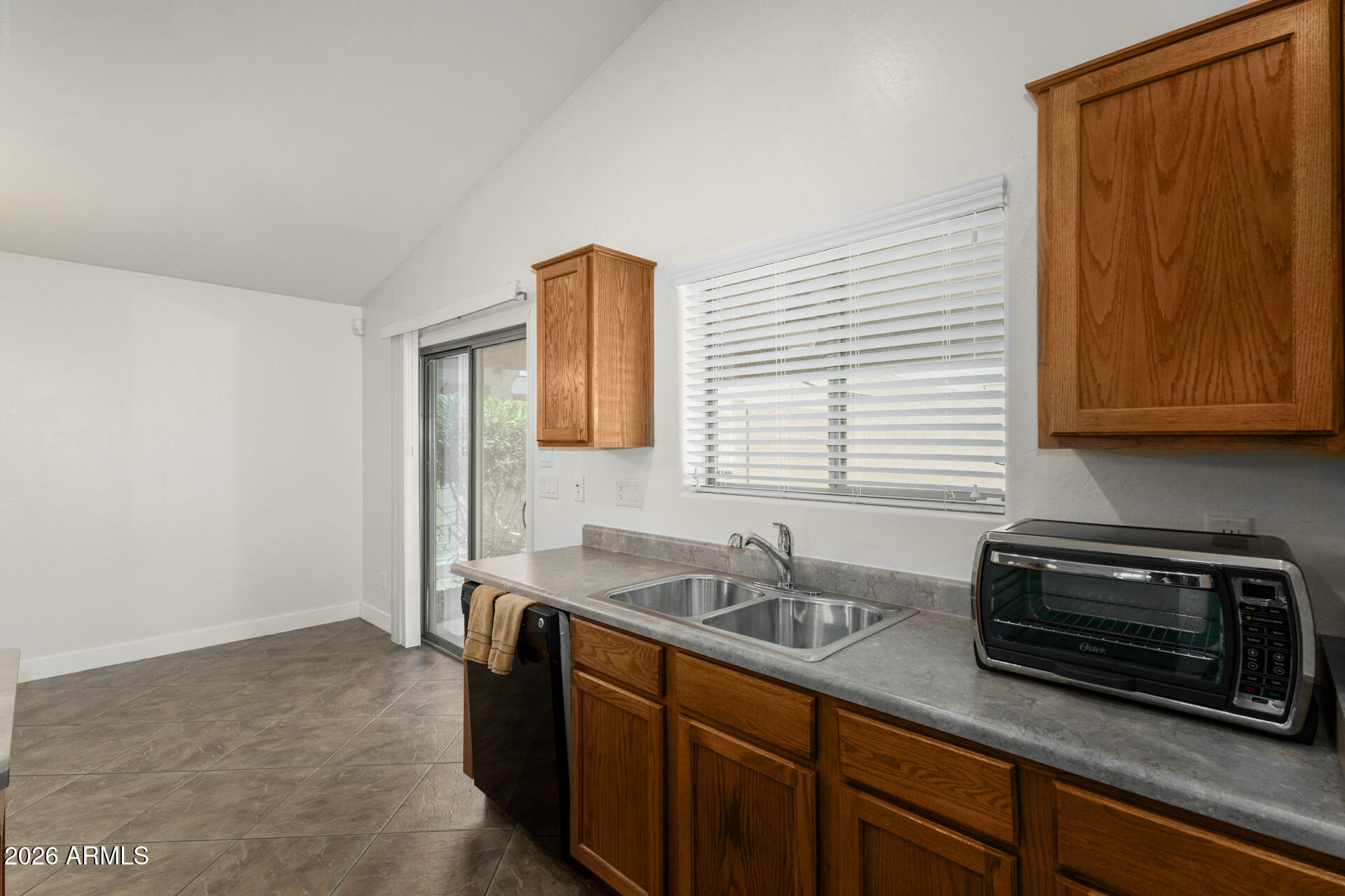 17616 West Bloomfield Road Surprise, AZ 85388 - Photo 13 of 37 14 - Bloomfield