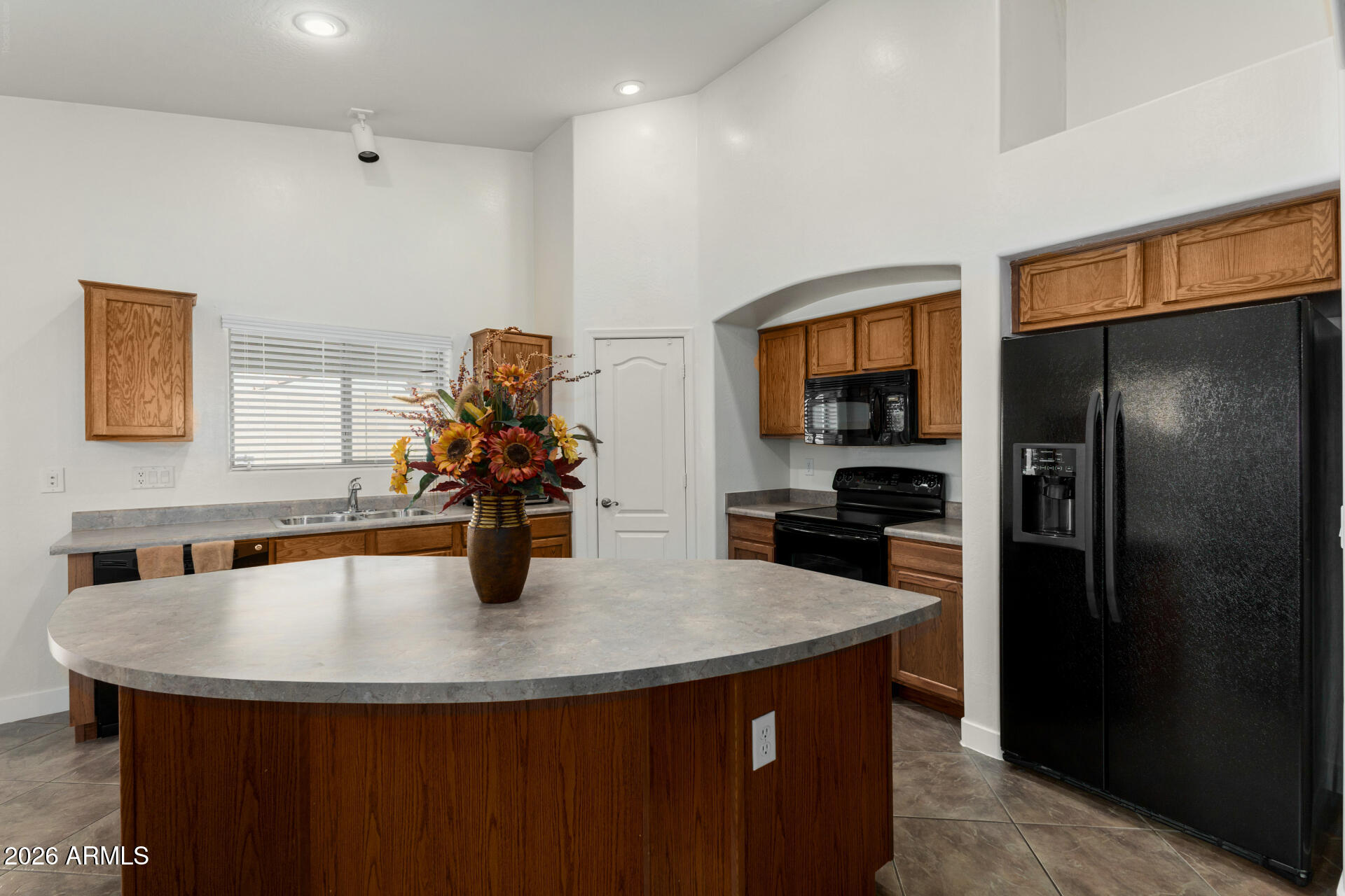 17616 West Bloomfield Road Surprise, AZ 85388 - Photo 15 of 37 16 - Bloomfield