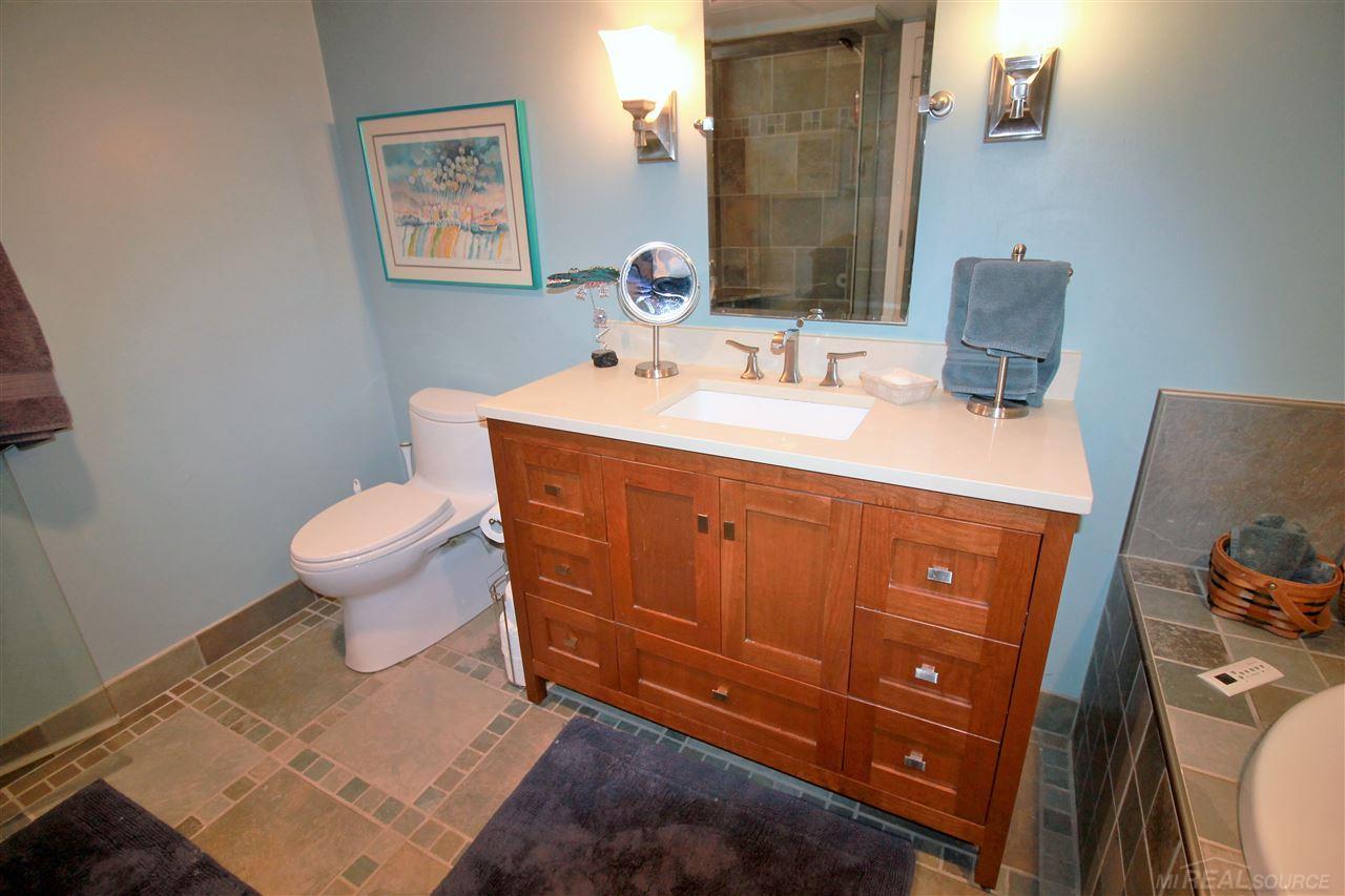 307 McMillan Road Grosse Pointe Farms, MI 48236 - Photo 41 of 48