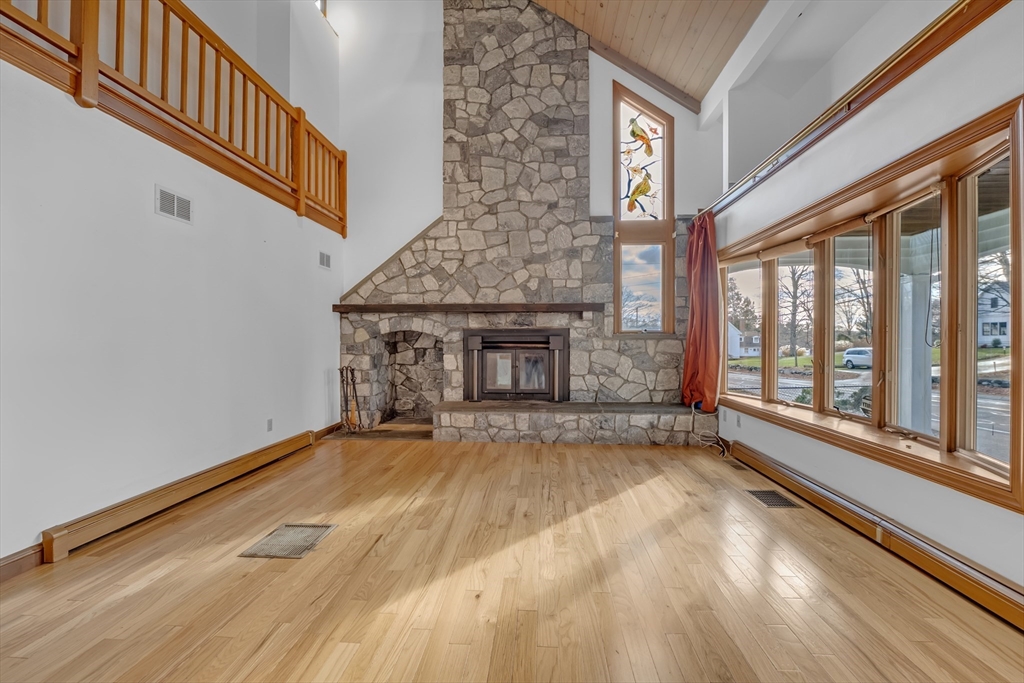 146 Framingham Road Marlborough, MA 01752 - Photo 10 of 24