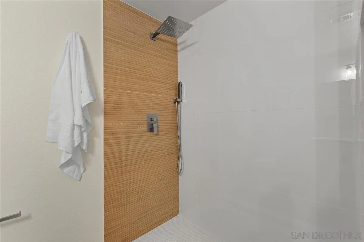 3615 Vista Bella, Unit 30 Oceanside, CA 92057 - Photo 23 of 38 a bathroom with a shower