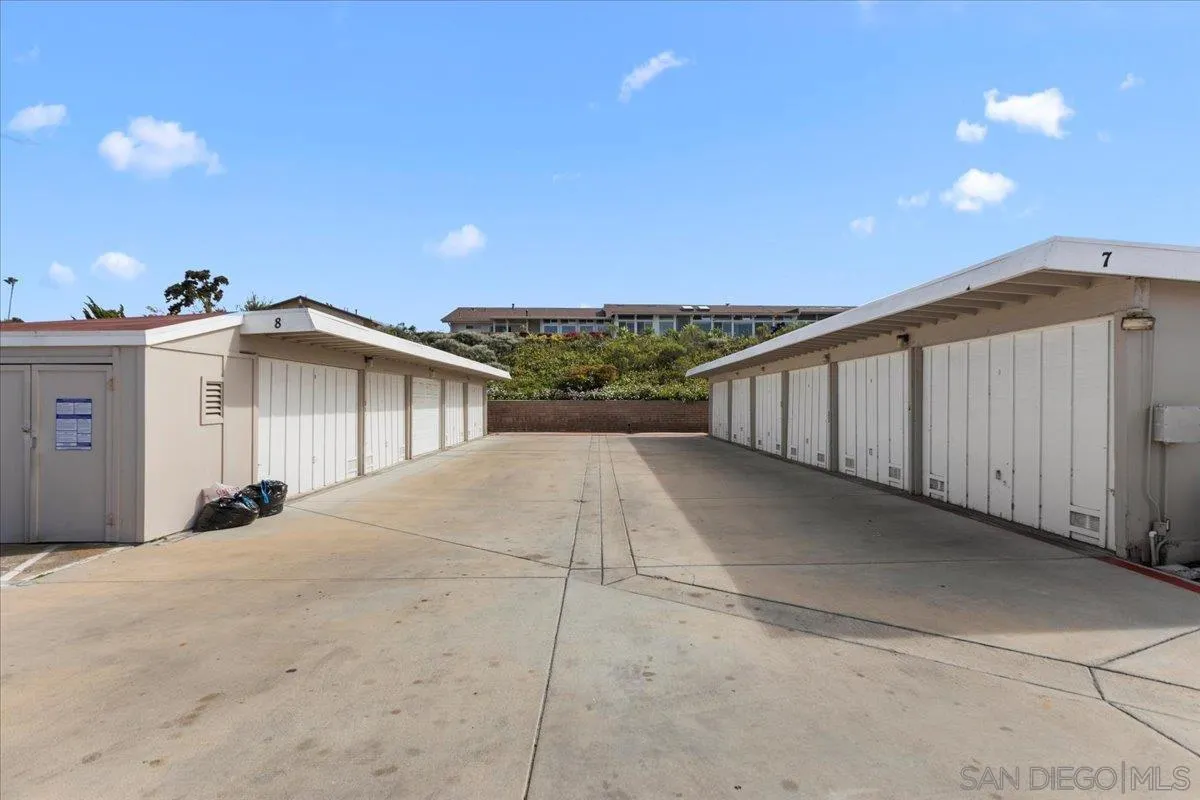 3615 Vista Bella, Unit 30 Oceanside, CA 92057 - Photo 31 of 38 a view of a garage