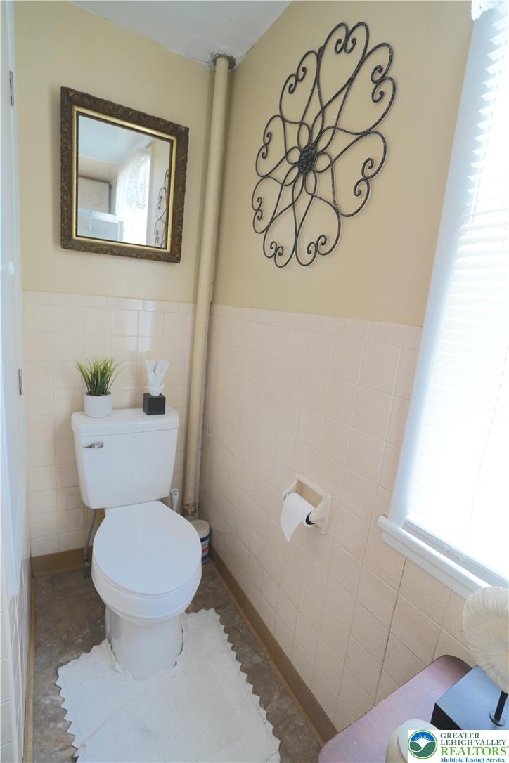 22 Dowell Street Slatington, PA 18080 - Photo 34 of 44