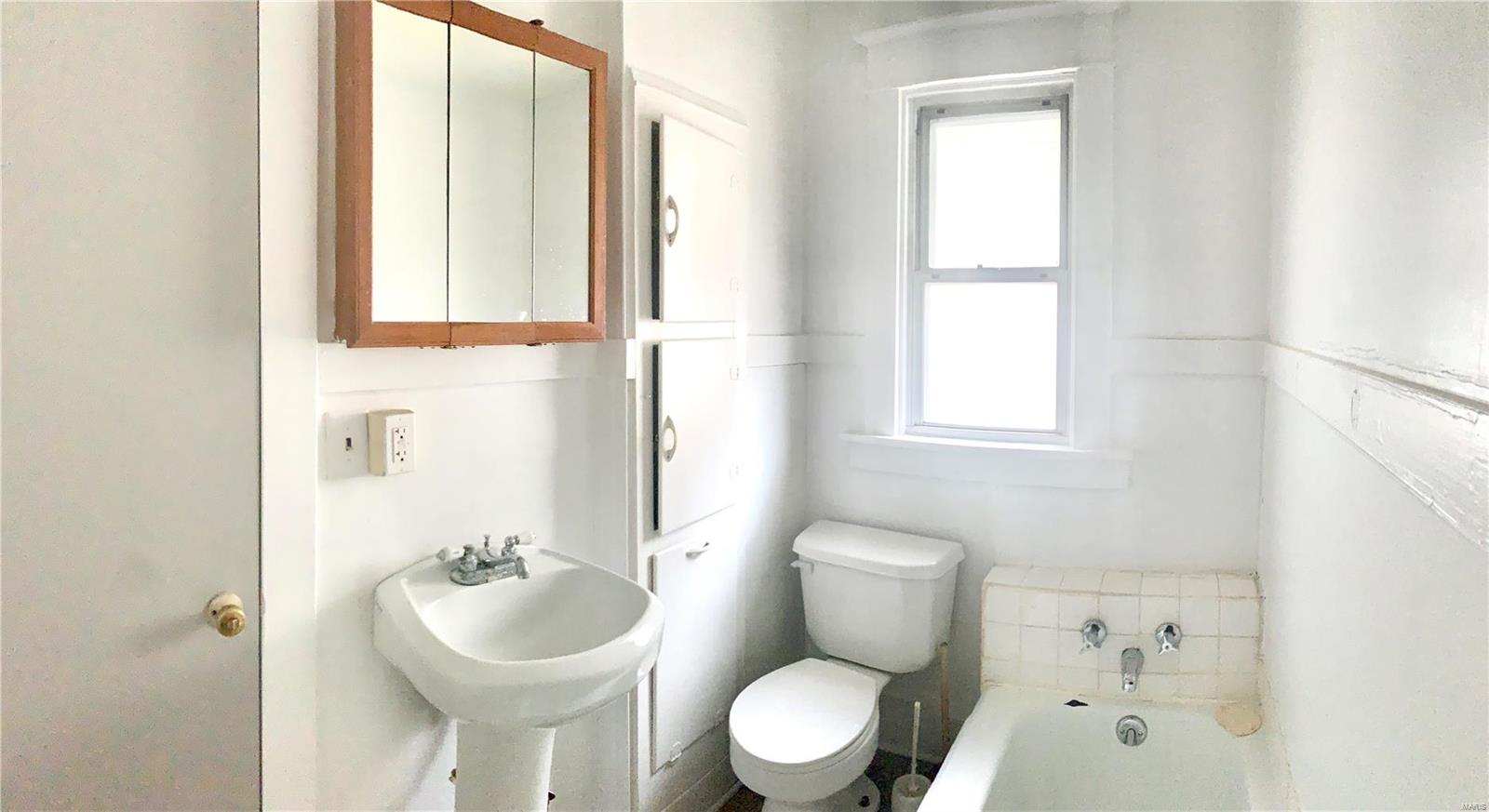 3016 Nameoki Road Granite City, IL 62040 - Photo 12 of 15 Gallery Image 12