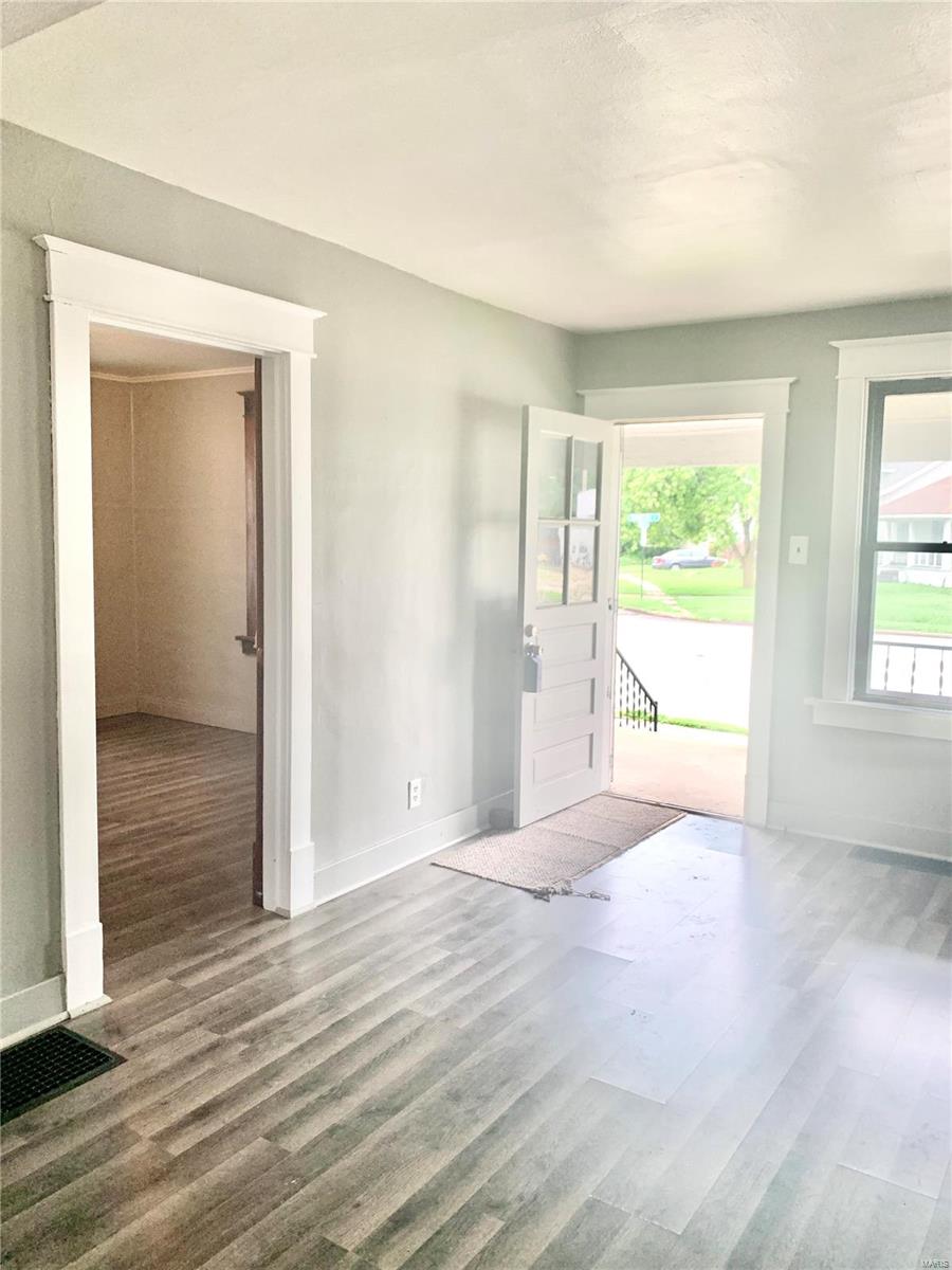 3016 Nameoki Road Granite City, IL 62040 - Photo 6 of 15 Gallery Image 6