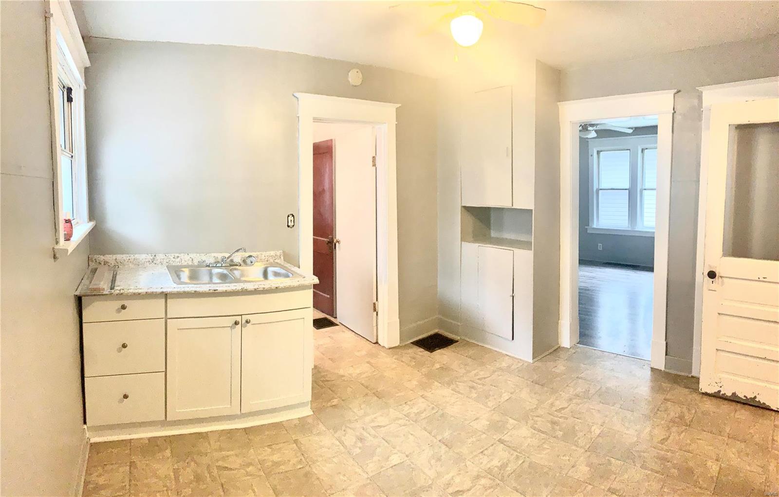 3016 Nameoki Road Granite City, IL 62040 - Photo 9 of 15 Gallery Image 9