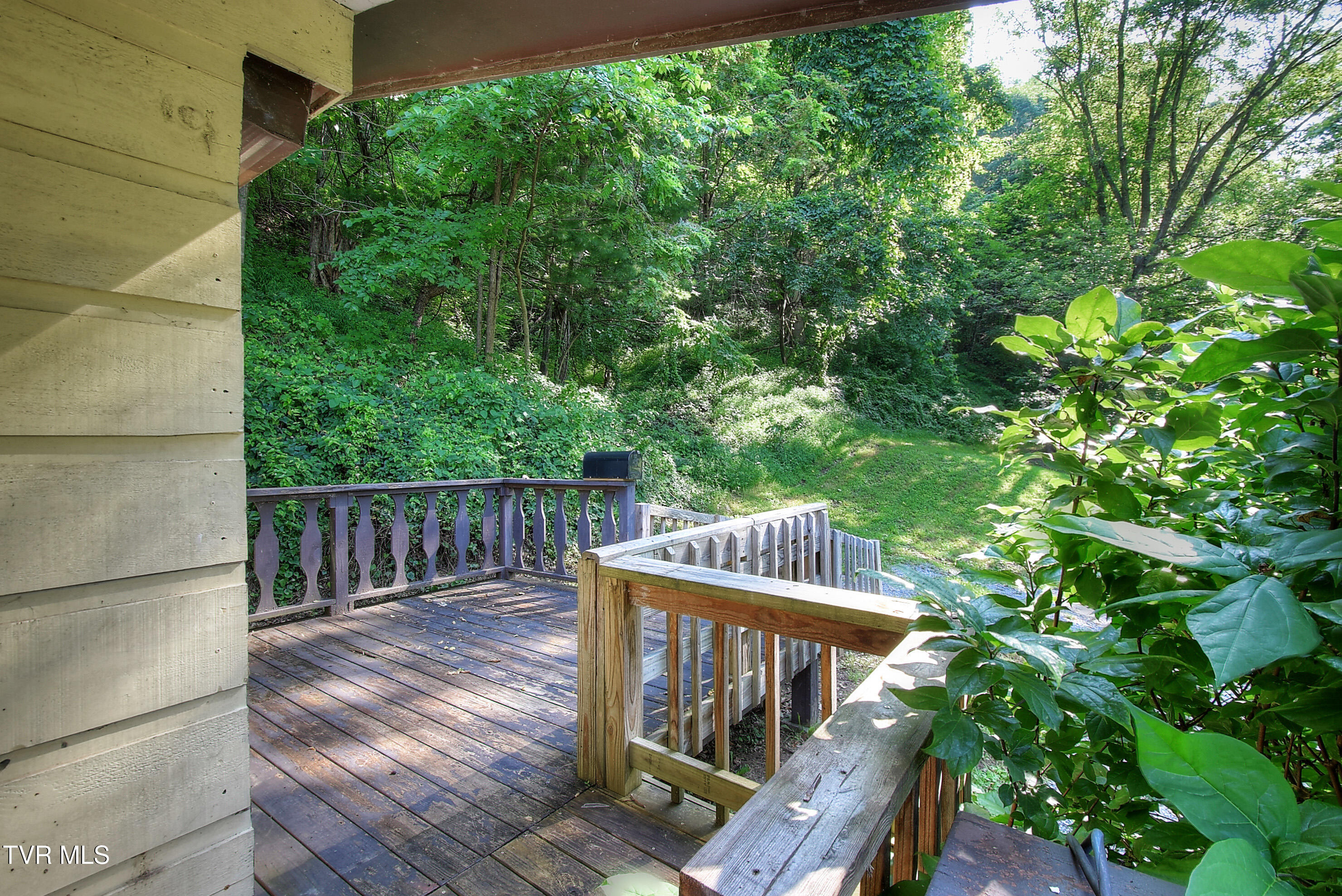 3018 Siam Road Elizabethton, TN 37643 - Photo 7 of 25 DSC_0091_2_3_4_5_6