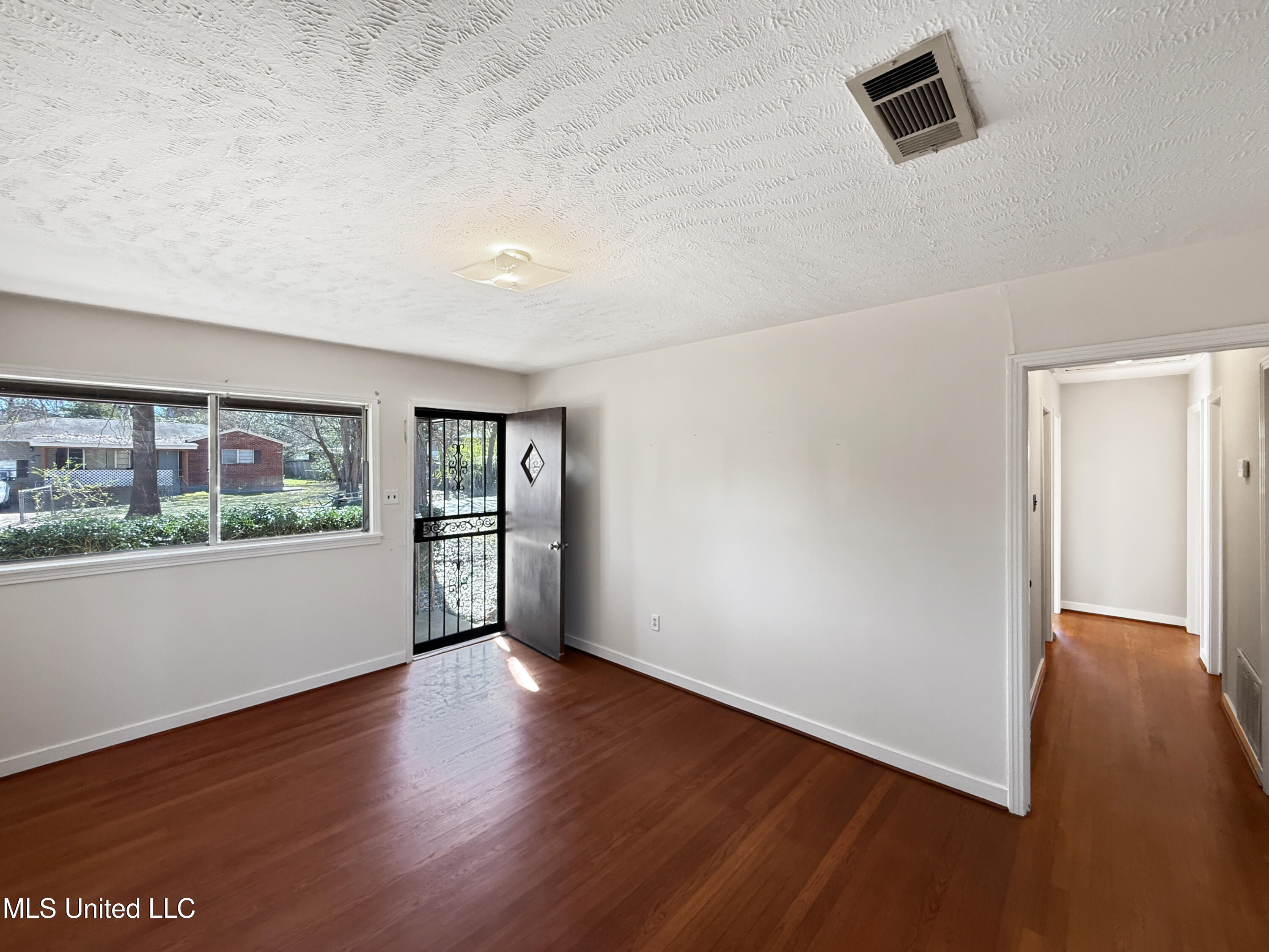 4220 Nancy Street Pearl, MS 39208 - Photo 4 of 15 d49cf09299539b743f26de50d04d192488e48bbc