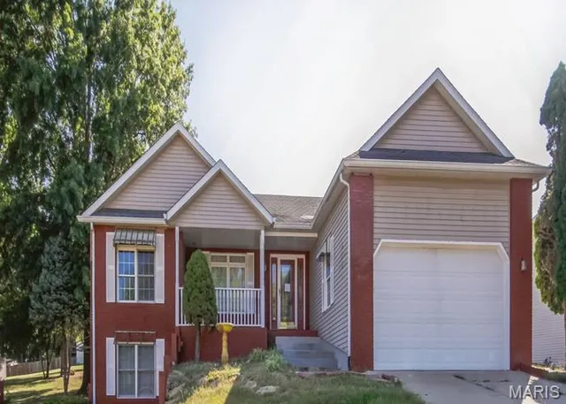 $271,300 | 20 Bent Creek Road, Sherman, IL 62684