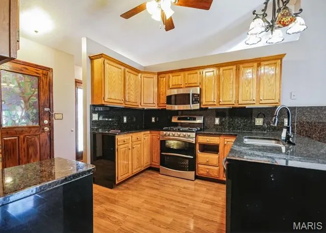 $271,300 | 20 Bent Creek Road, Sherman, IL 62684