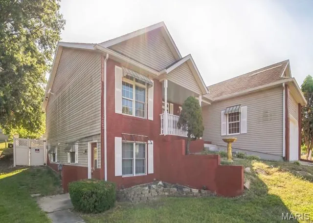 $271,300 | 20 Bent Creek Road, Sherman, IL 62684