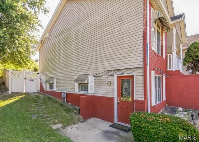 $271,300 | 20 Bent Creek Road, Sherman, IL 62684