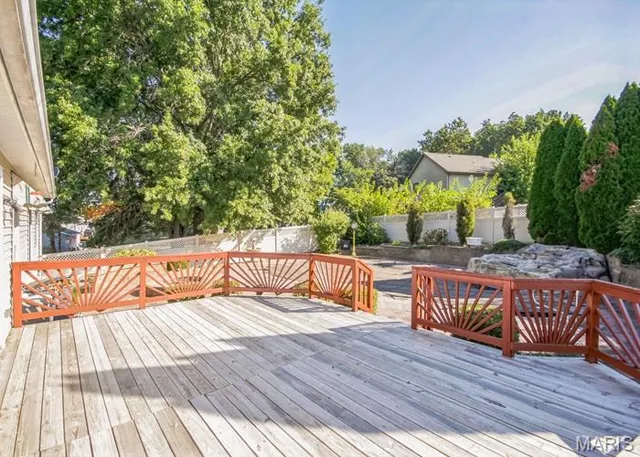 $271,300 | 20 Bent Creek Road, Sherman, IL 62684