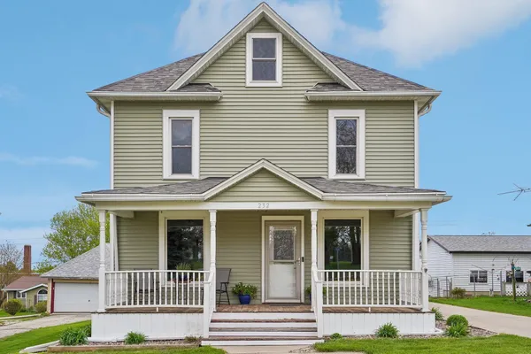 $259,900 | 232 South Mound Avenue, Belmont, WI 53510