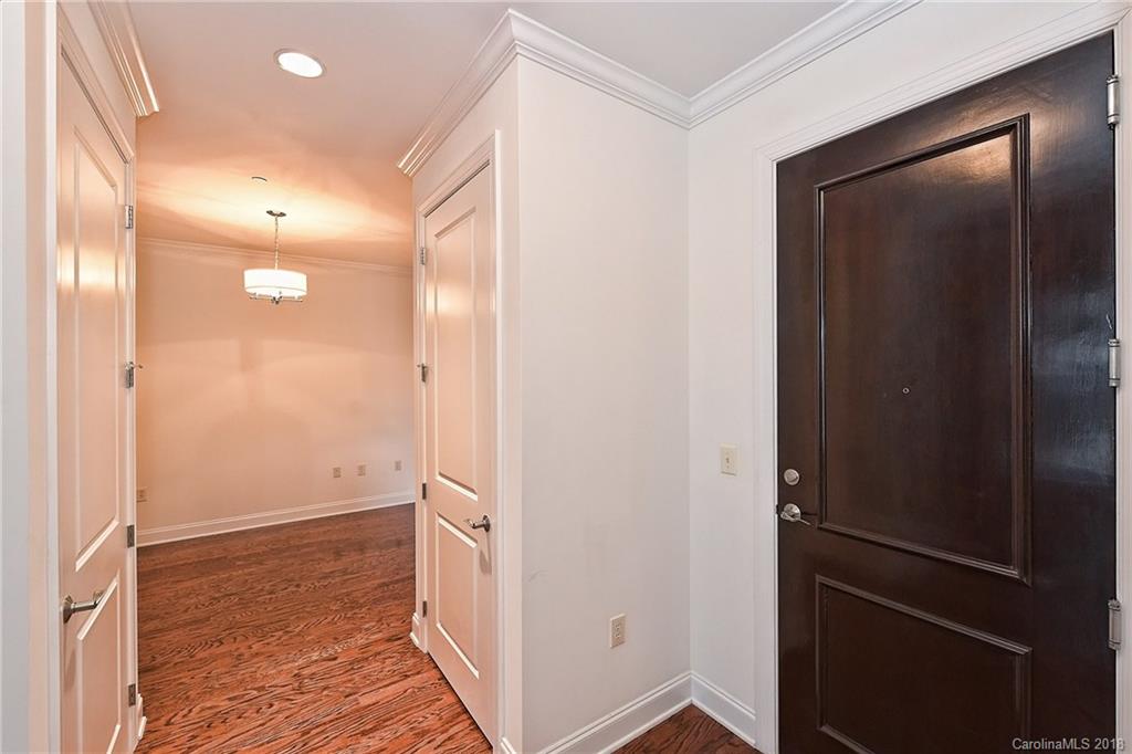 230 South Tryon Street, Unit 608 Charlotte, NC 28202 - Photo 3 of 22