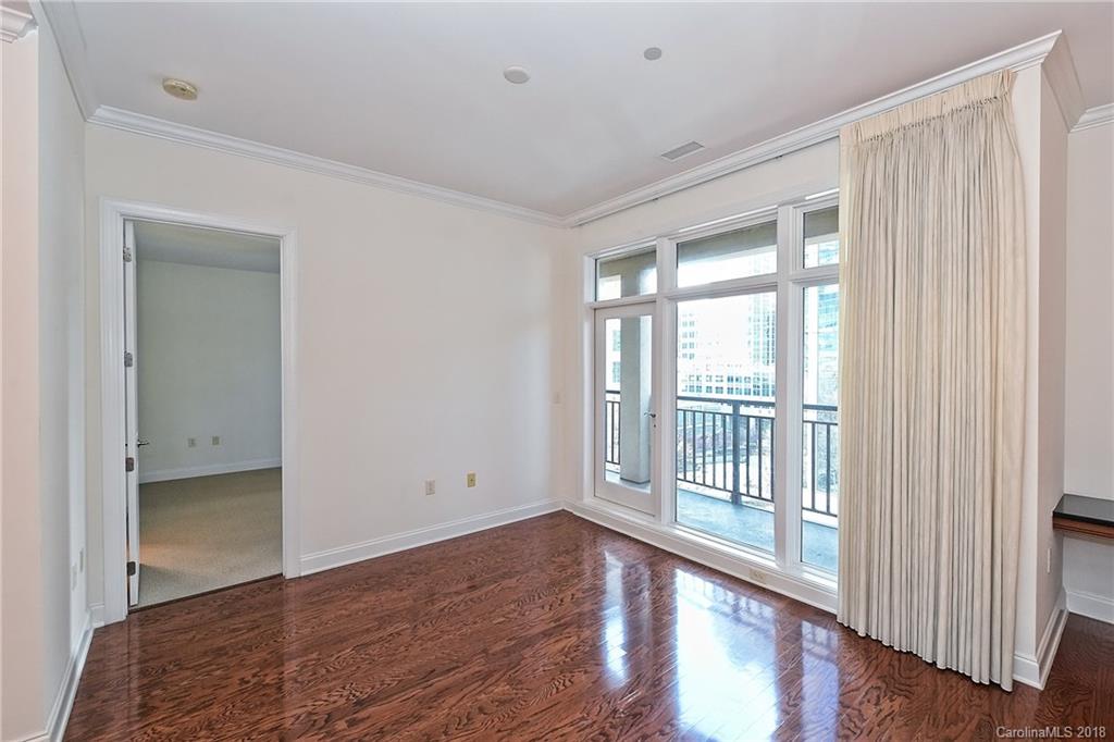 230 South Tryon Street, Unit 608 Charlotte, NC 28202 - Photo 4 of 22