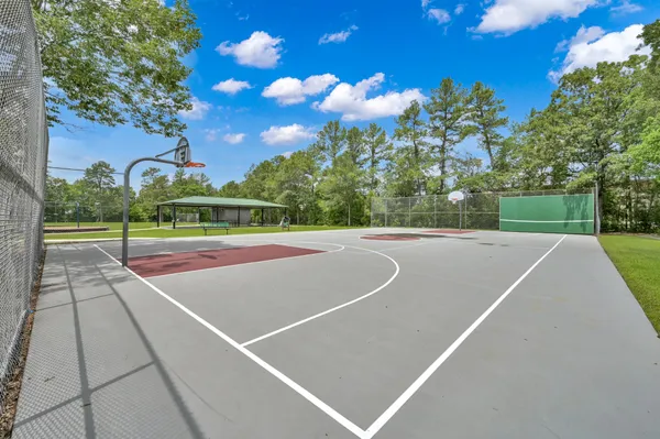 $264,900 | 990 Northampton Drive, Conroe, TX 77303