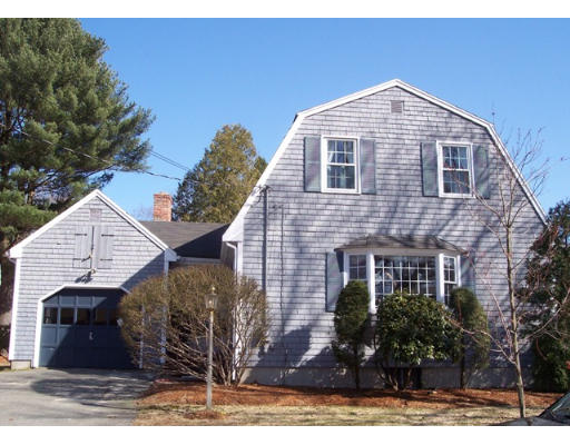 6 Sunset Road Stoneham, MA 02180 - Photo 1 of 9 Gallery Image 1