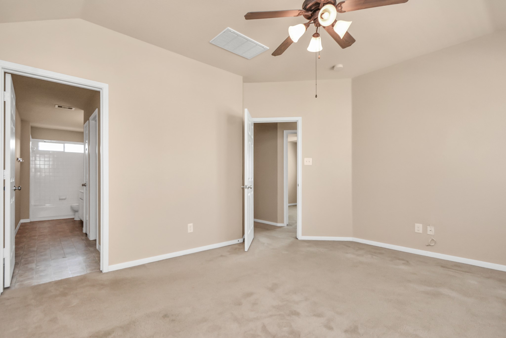 4047 Mossy Spring Lane Spring, TX 77388 - Photo 9 of 18 Primary Bedroom