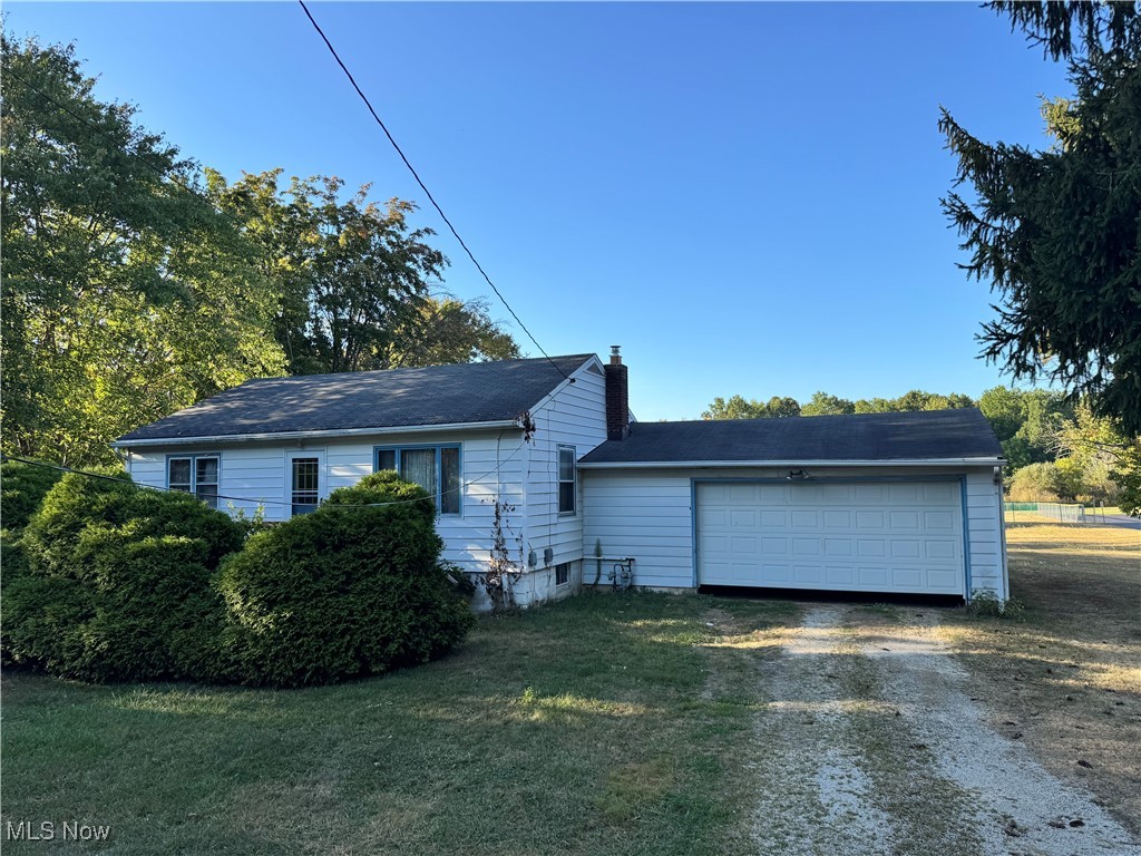 2645 Hayne Road Akron, OH 44312 - Photo 1 of 9