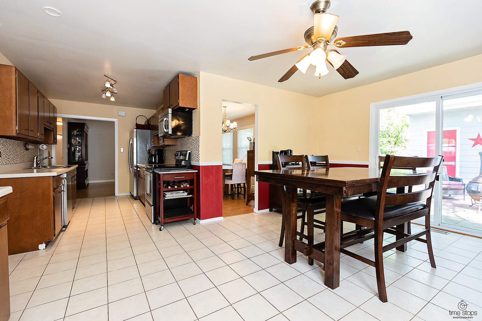 21W220 Hemstead Road Lombard, IL 60148 - Photo 8 of 28