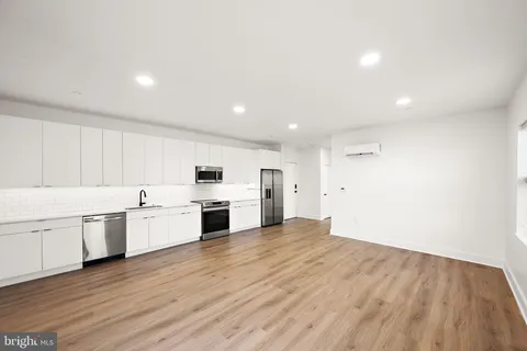$1,695 | 801 North Market Street, Unit 303, Wilmington, DE 19801