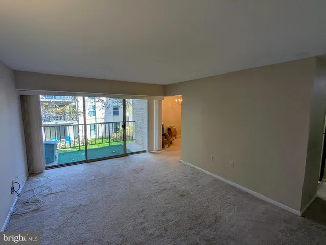 $175,000 | 15 Canterbury Square, Unit 202, Alexandria, VA 22304