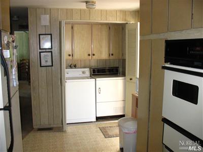 484 Biltmore Street, Unit X Santa Rosa, CA 95403 - Photo 8 of 12 Laundry closet near entry