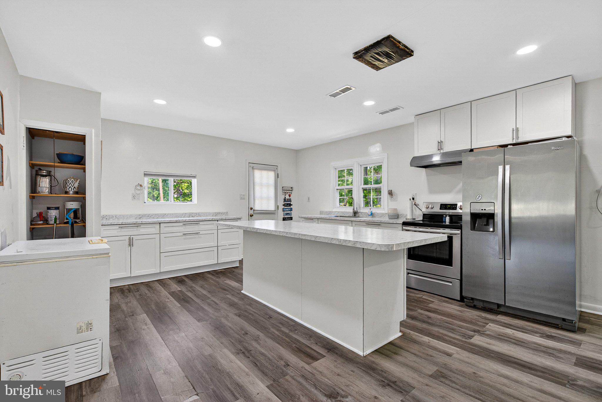 607 Dembytown Road, Unit B Joppa, MD 21085 - Photo 8 of 55 Modern kitchen with sleek finishes.