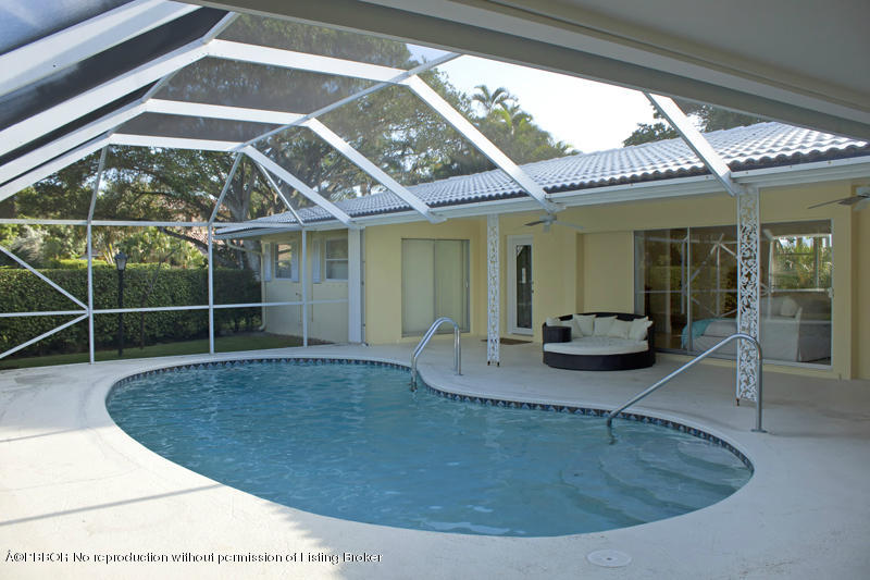 1416 Lands End Road Lantana, FL 33462 - Photo 4 of 21 a view of a living room and workspace