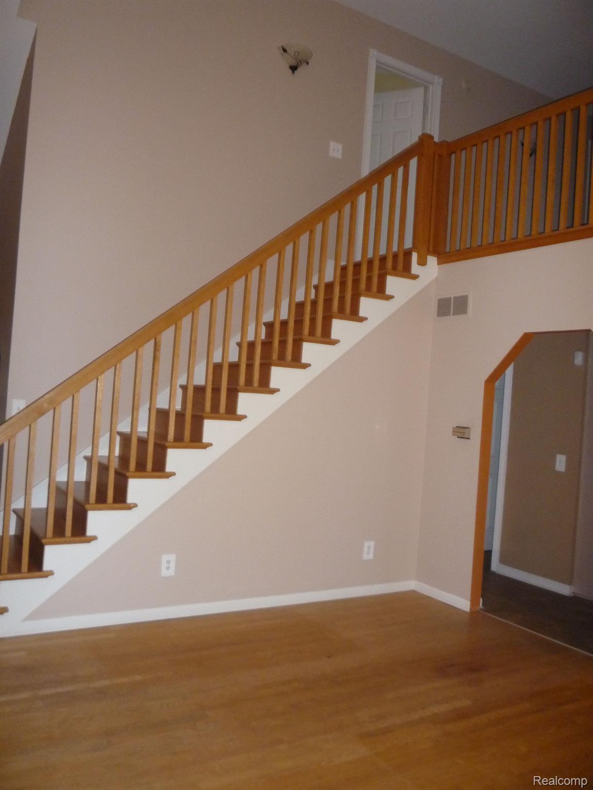 1423 Rillview Court Metamora, MI 48455 - Photo 20 of 62 stairs leading to