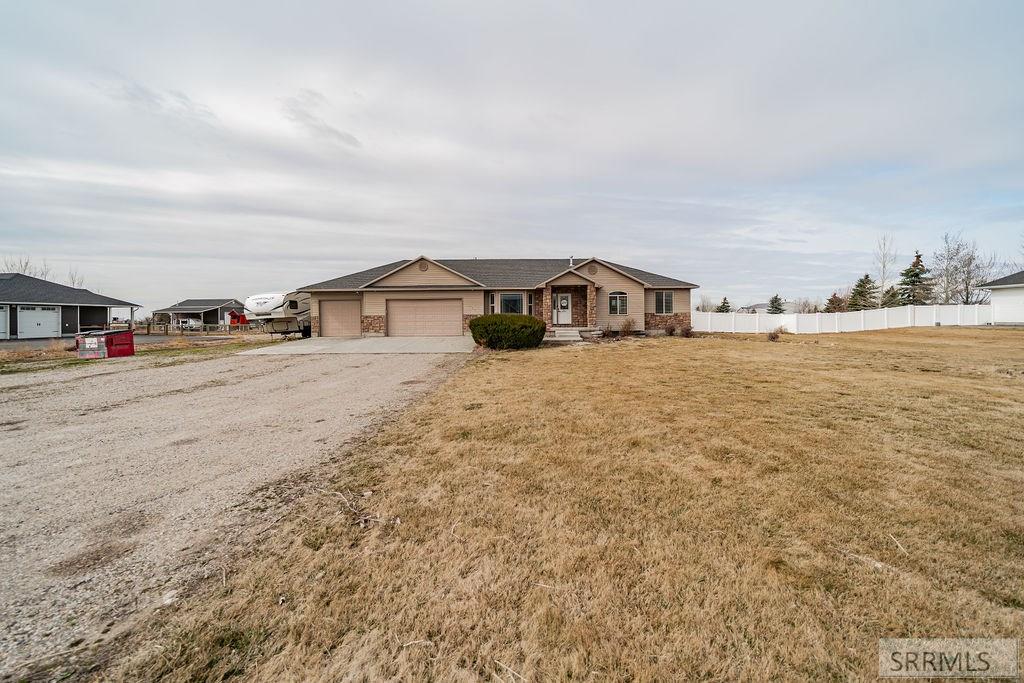 111 3962 East Rigby, ID 83442 - Photo 2 of 42