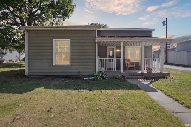 $195,000 | 717 East Grove Street, Mishawaka, IN 46545