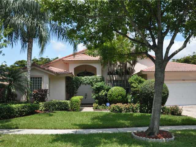 7452 Falls Road West Boynton Beach, FL 33437 - Photo 1 of 25 Primary Photo