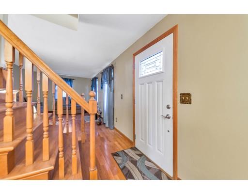 27 Cluster Circle Springfield, MA 01118 - Photo 13 of 20