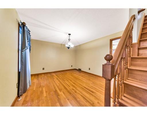 27 Cluster Circle Springfield, MA 01118 - Photo 14 of 20