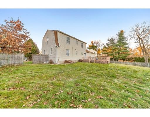 27 Cluster Circle Springfield, MA 01118 - Photo 6 of 20