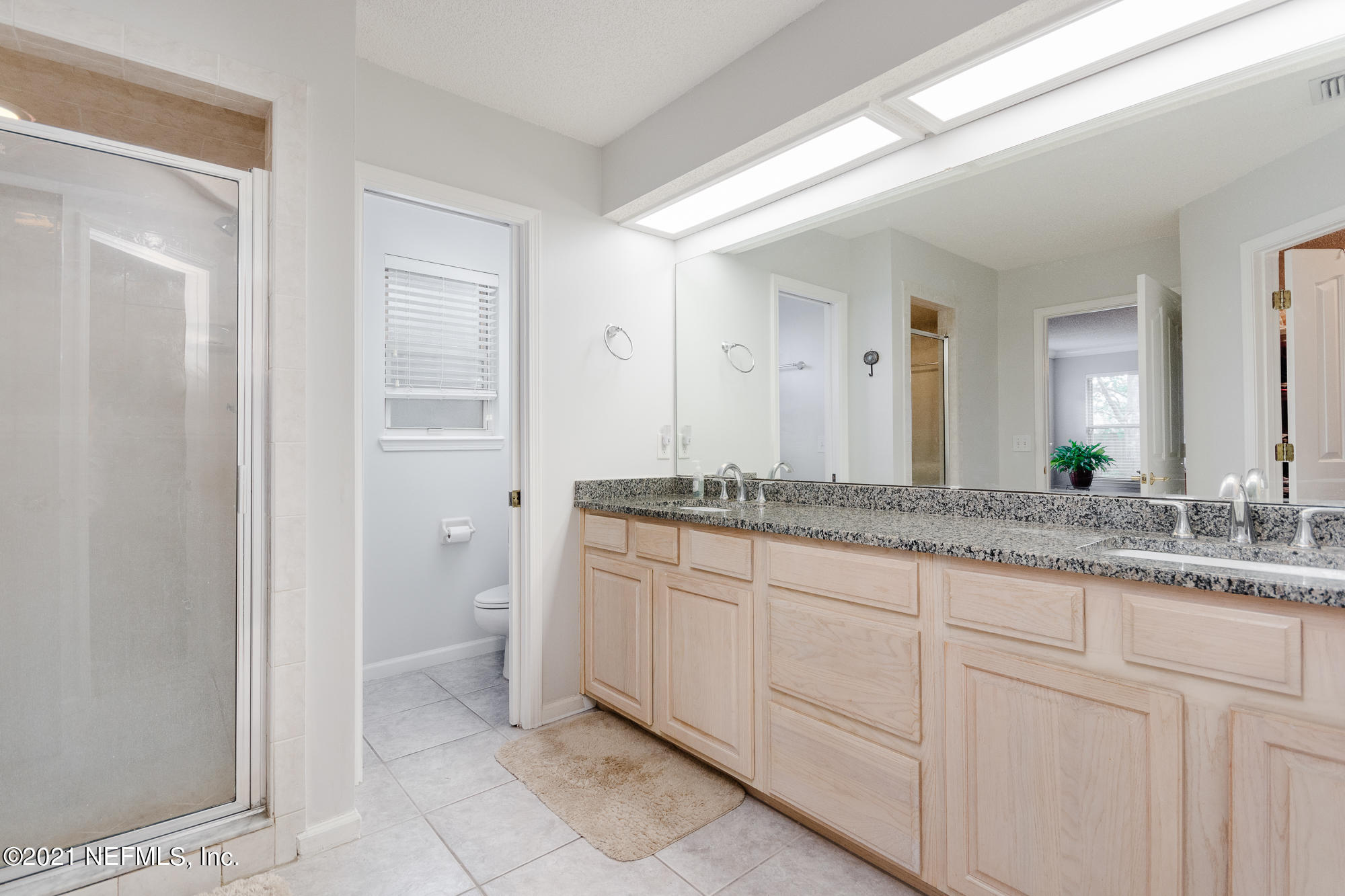 603 Whitfield Road Jacksonville, FL 32221 - Photo 18 of 32 Master Bathroom