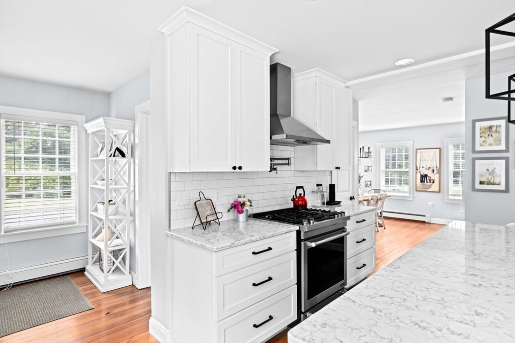 144 Spring Street Marshfield, MA 02050 - Photo 6 of 40 Gallery Image 6