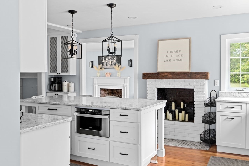 144 Spring Street Marshfield, MA 02050 - Photo 7 of 40 Gallery Image 7