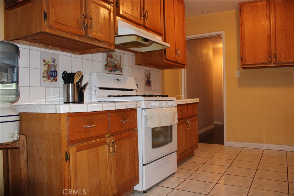 6392 Rustic Lane Jurupa Valley, CA 92509 - Photo 15 of 28