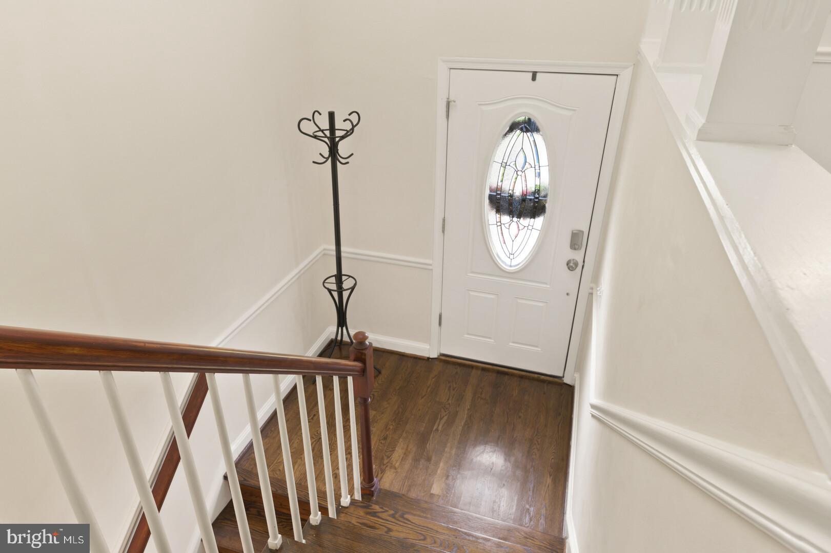17892 Canby Road Leesburg, VA 20175 - Photo 4 of 54 Gallery Image 4
