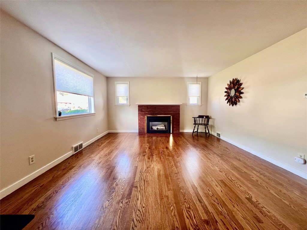 217 Kimble Road Vestal, NY 13850 - Photo 4 of 23 Gallery Image 4