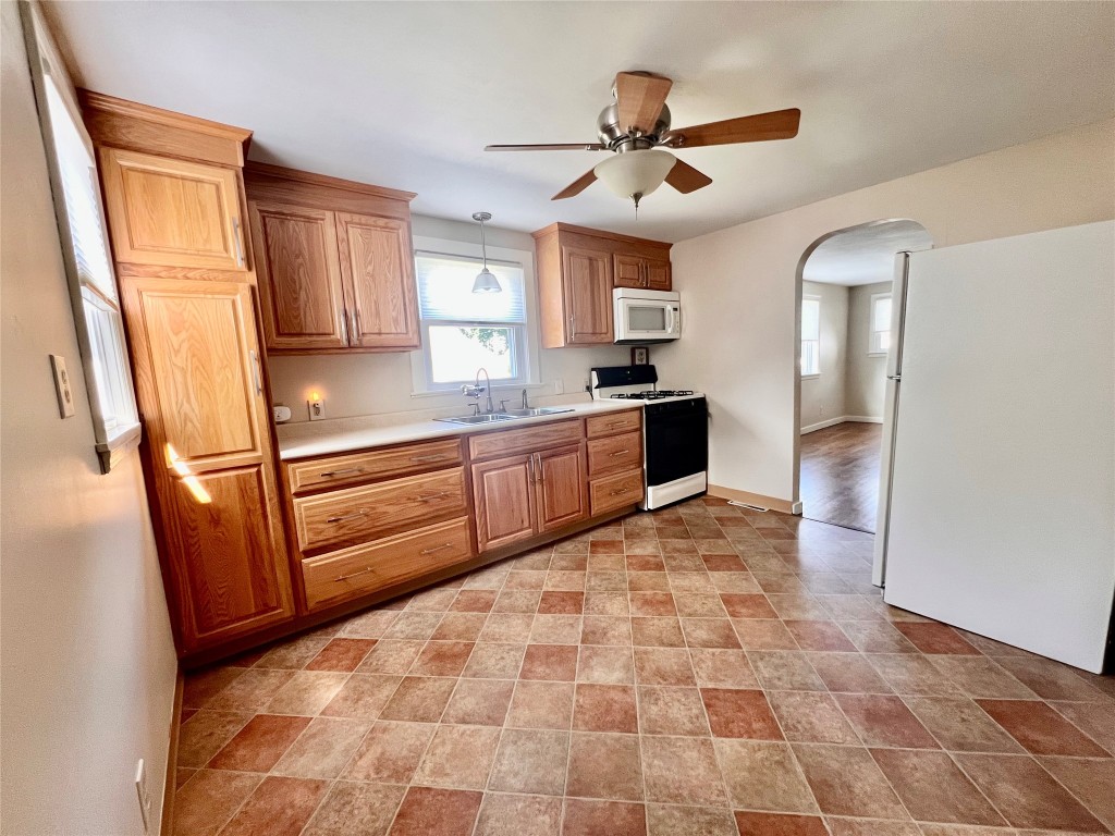 217 Kimble Road Vestal, NY 13850 - Photo 8 of 23 Gallery Image 8