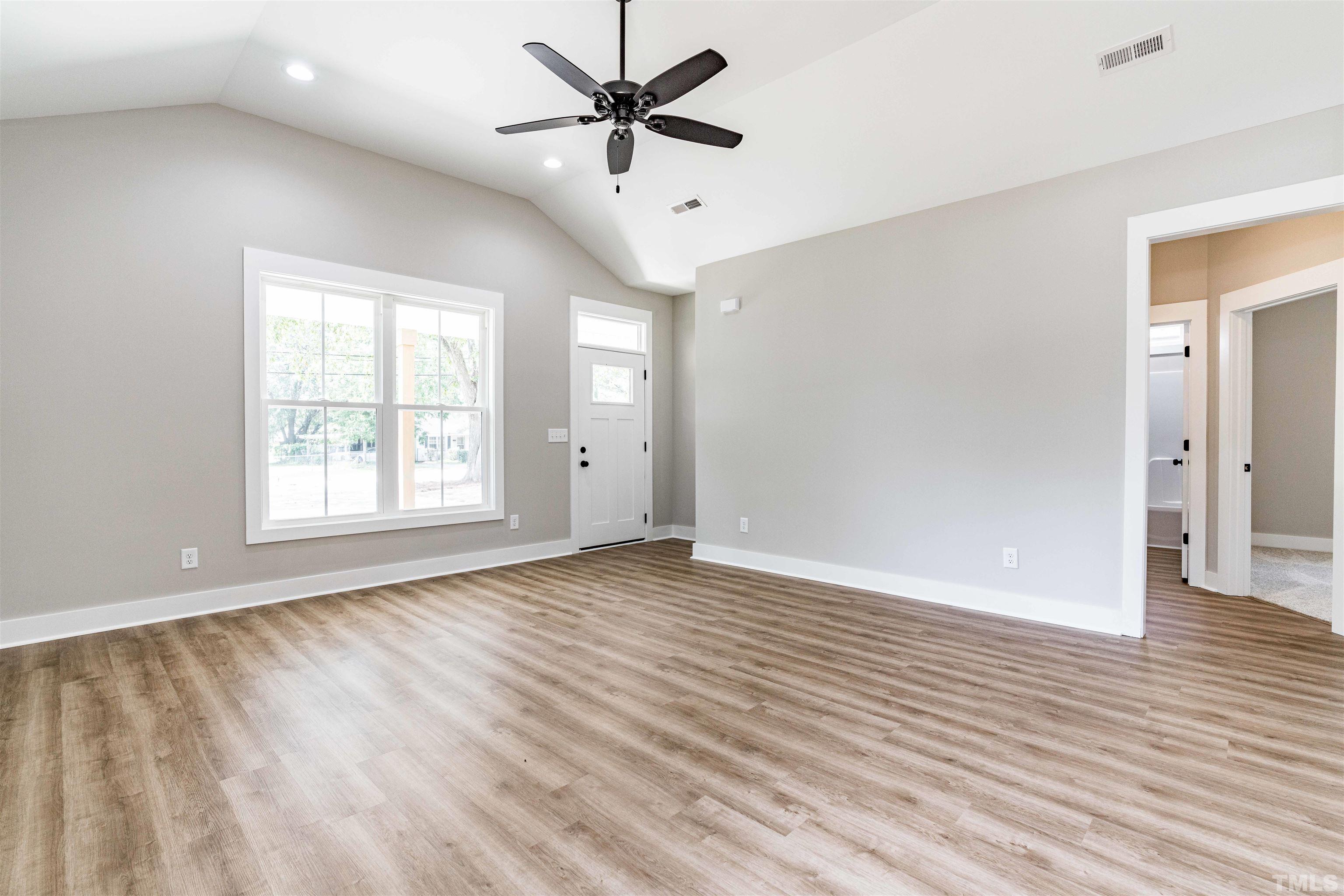 300 River Road Selma, NC 27576 - Photo 8 of 25 Gallery Image 8