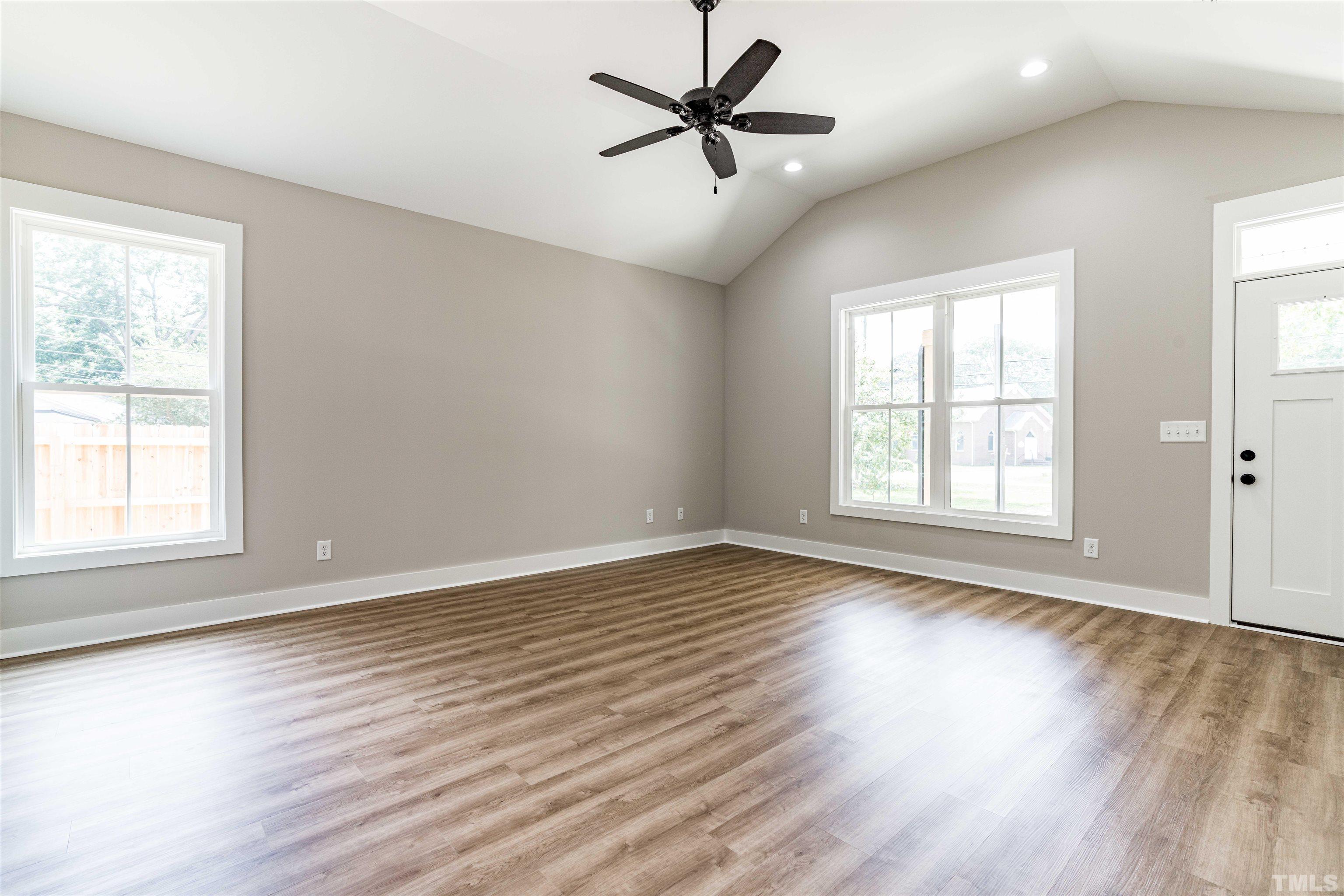 300 River Road Selma, NC 27576 - Photo 9 of 25 Gallery Image 9