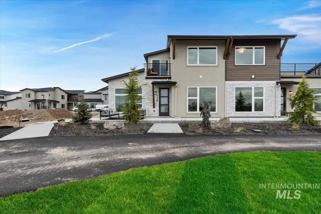$591,880 | 735 South Calhoun Lane, Star, ID 83669