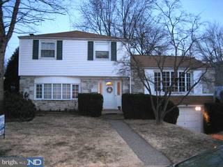 11610 Stevens Road Philadelphia, PA 19116 - Photo 1 of 6