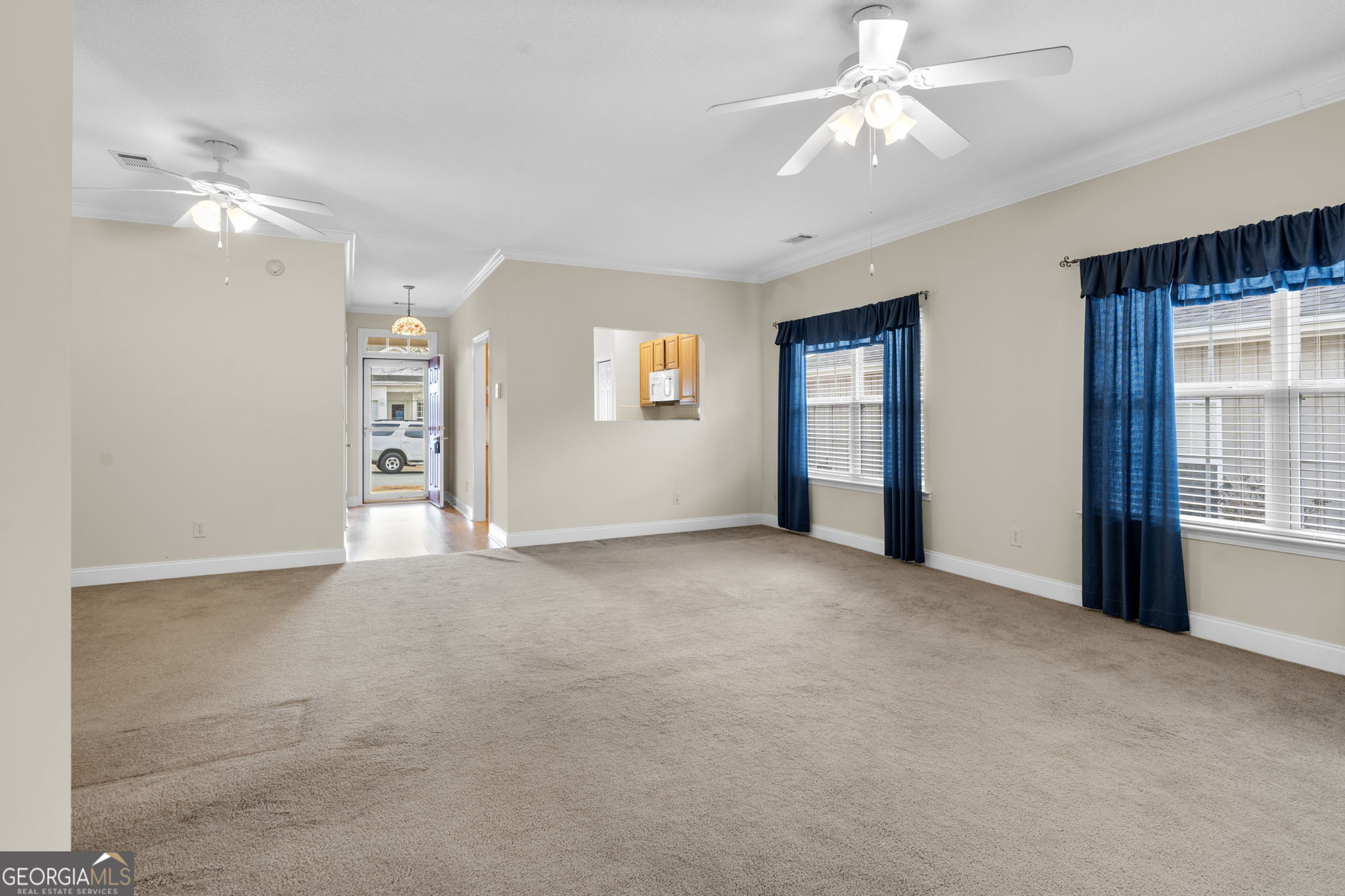 310 Pebble Beach Drive Perry, GA 31069 - Photo 33 of 42 a view of livingroom with window