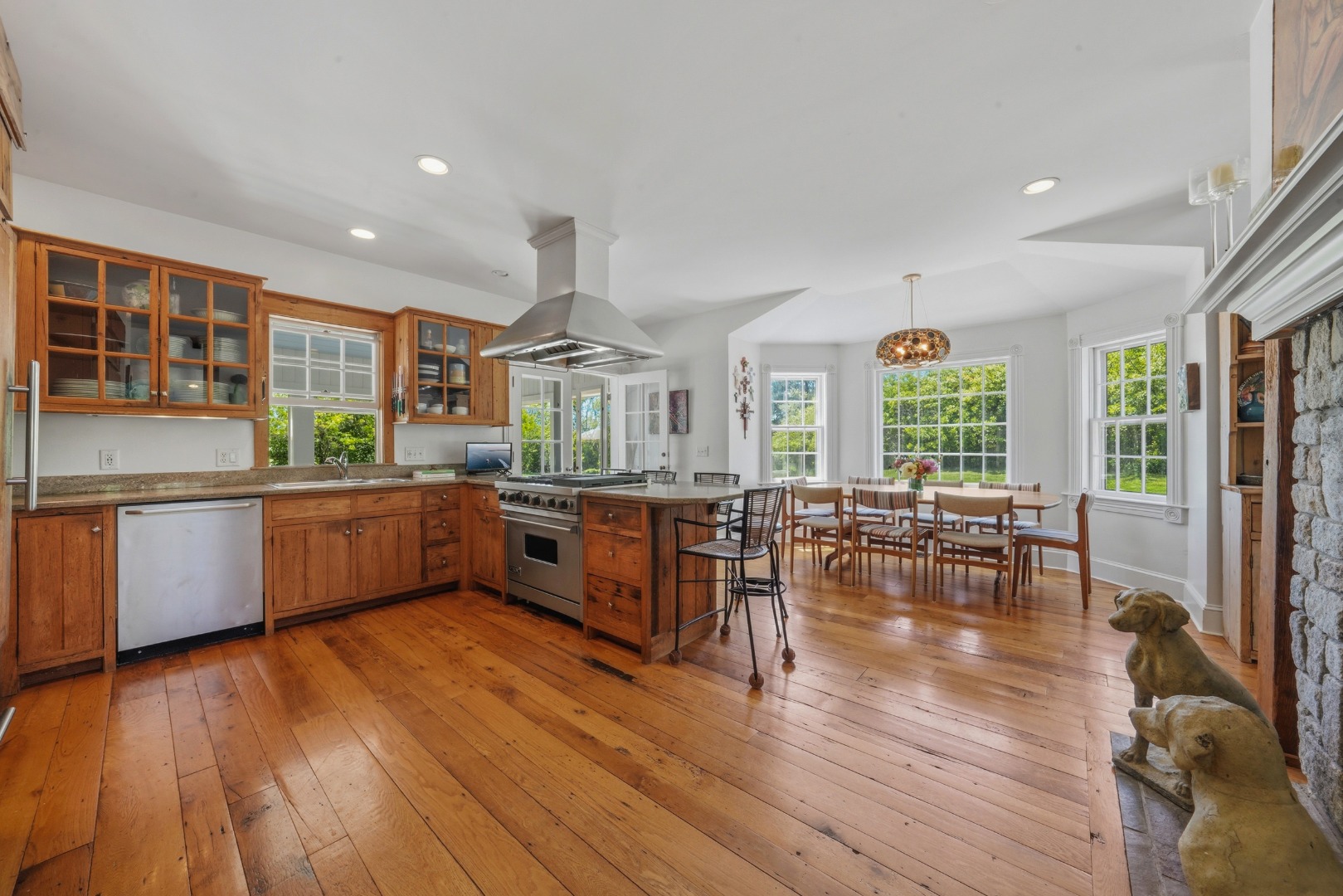 144 Madaket Road Nantucket, MA 02554 - Photo 16 of 104
